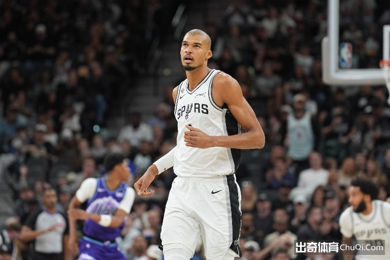 特朗普手背,瘀青大面积,现引广泛关,中国体彩,中国竞猜官网,中国体育竞猜平台,中国足球乐彩网