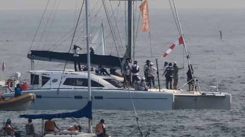 “鲁尼求贤若渴欲加盟爱尔兰，U21队邀请成泡影，拒入队传闻真相大白。”